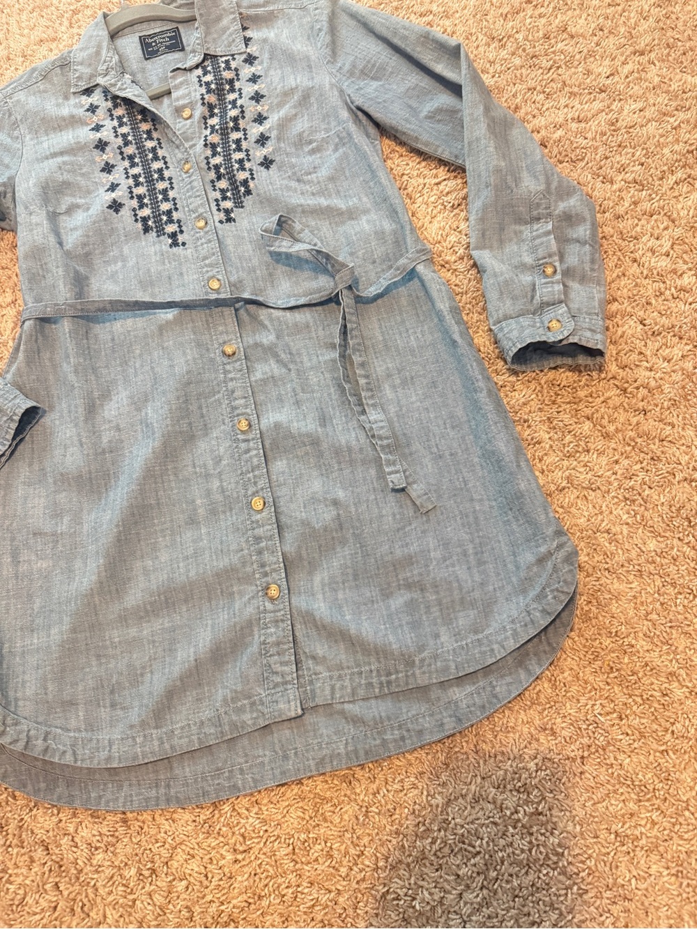 Abercrombie & Fitch denim embroidered Tie Waist shirt dress. Size XS - Picture 5 of 12